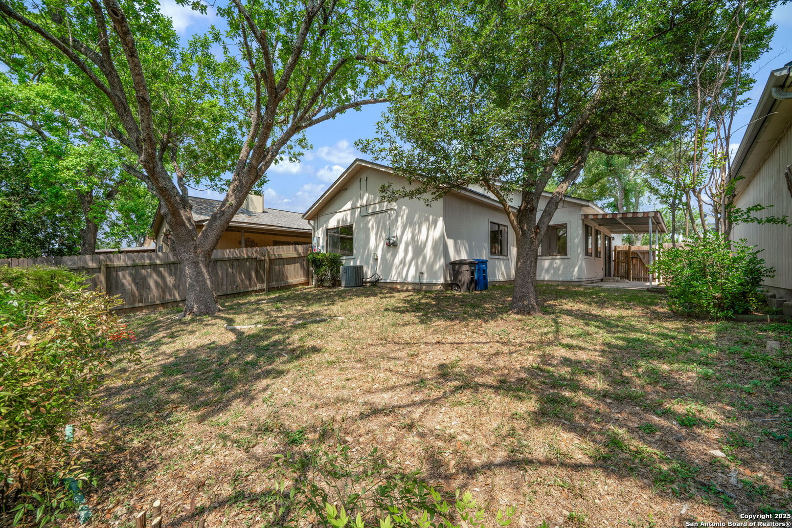 5810 Spring Green