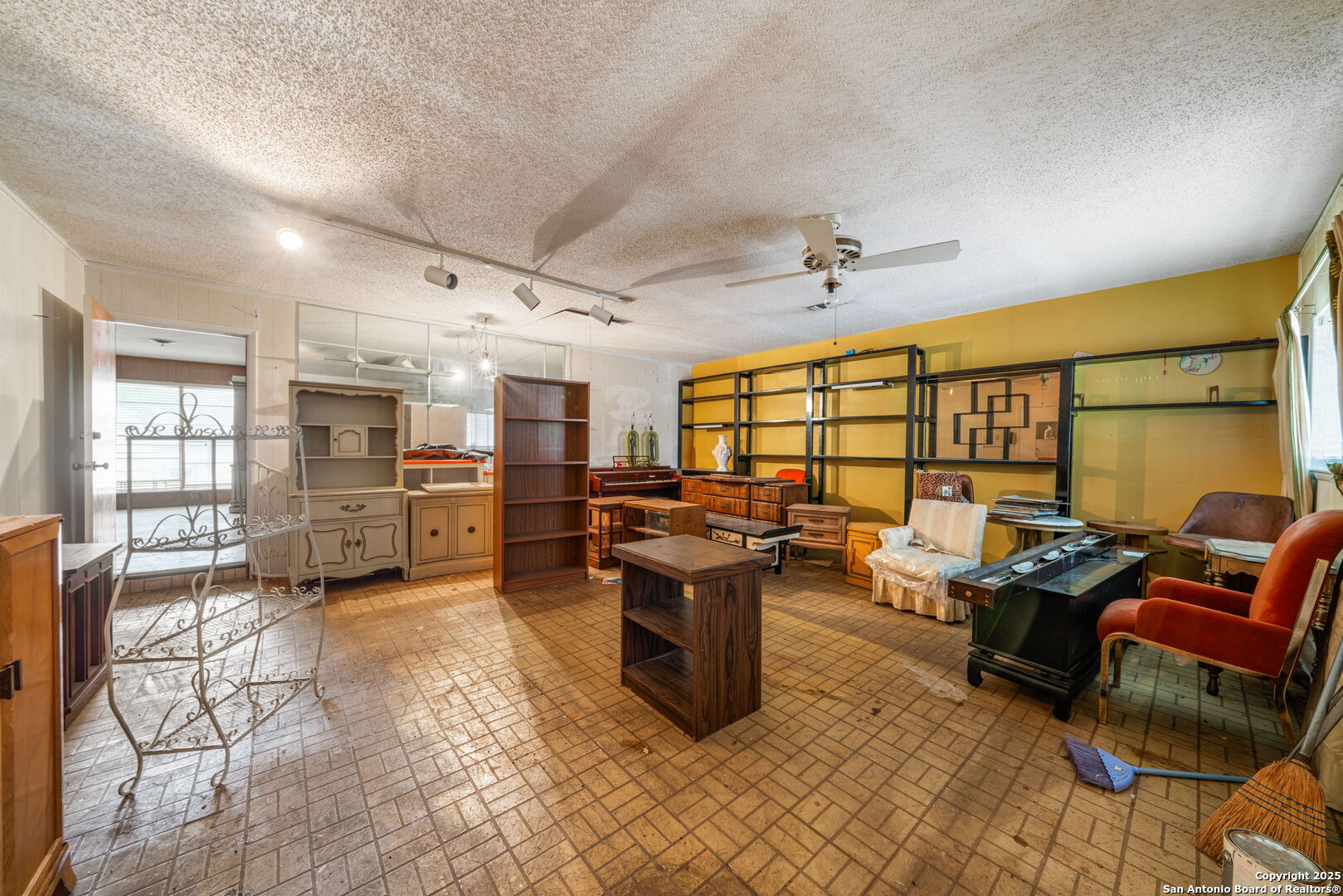 4730 Lavender Lane