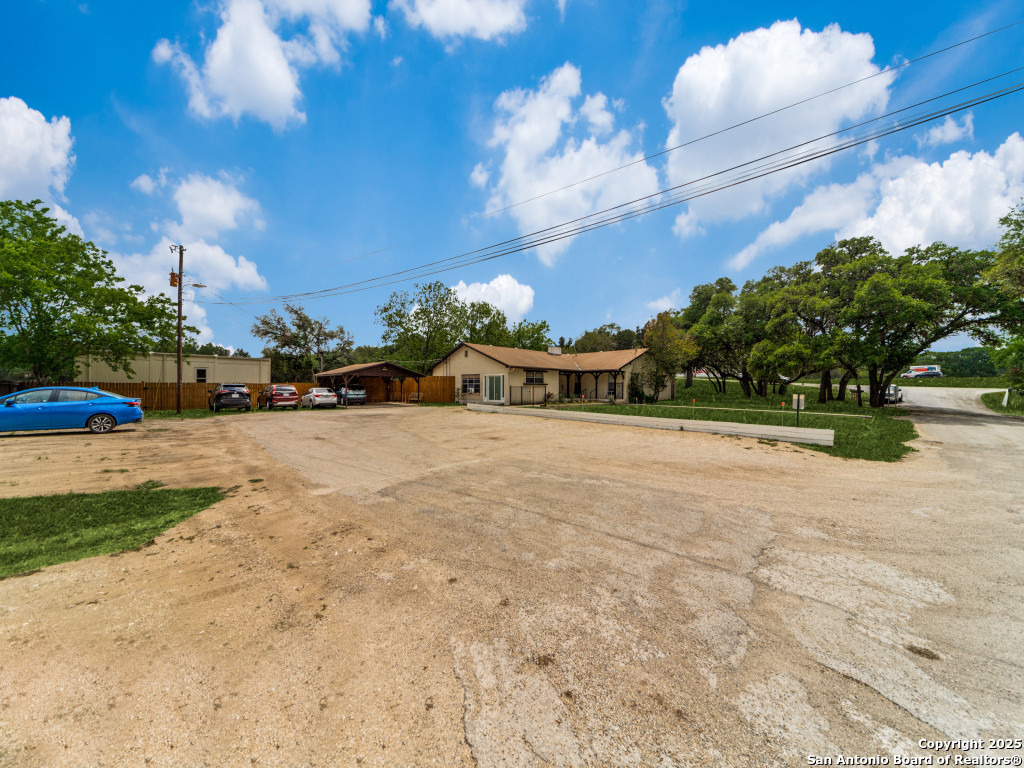 101 PINE VIEW