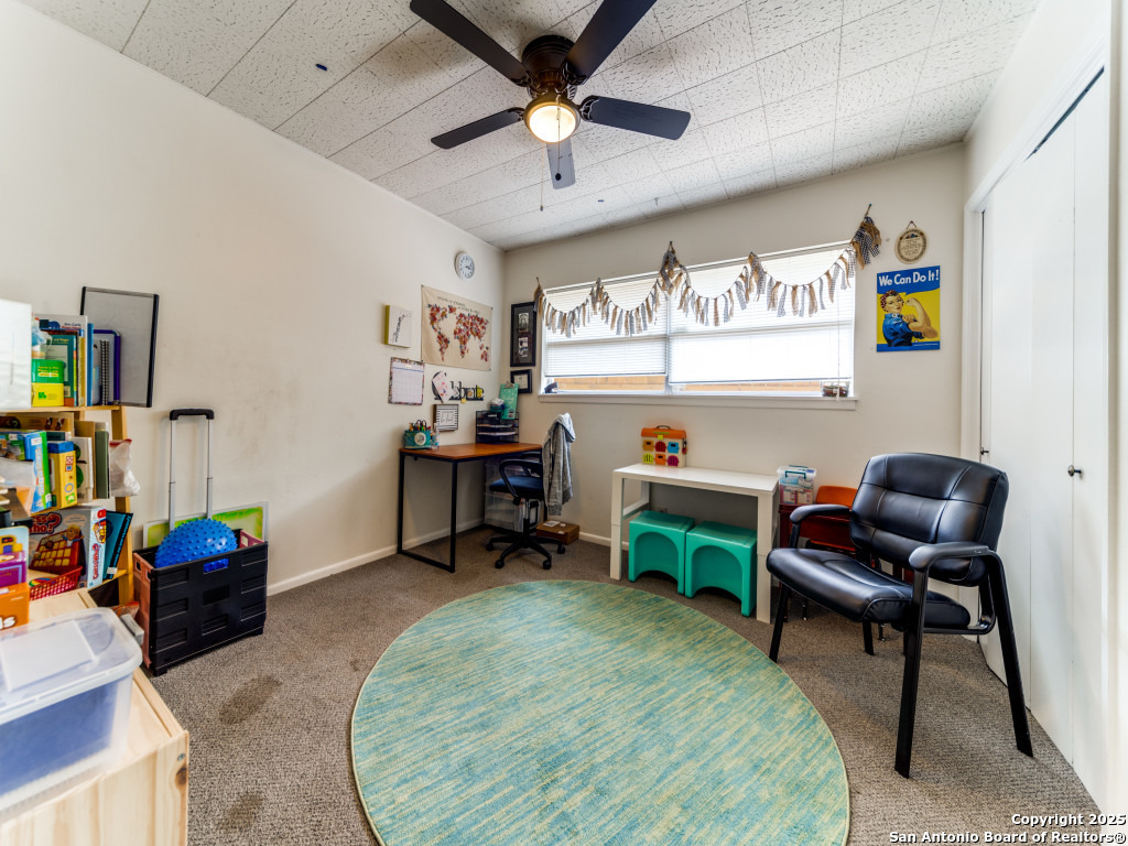 101 PINE VIEW