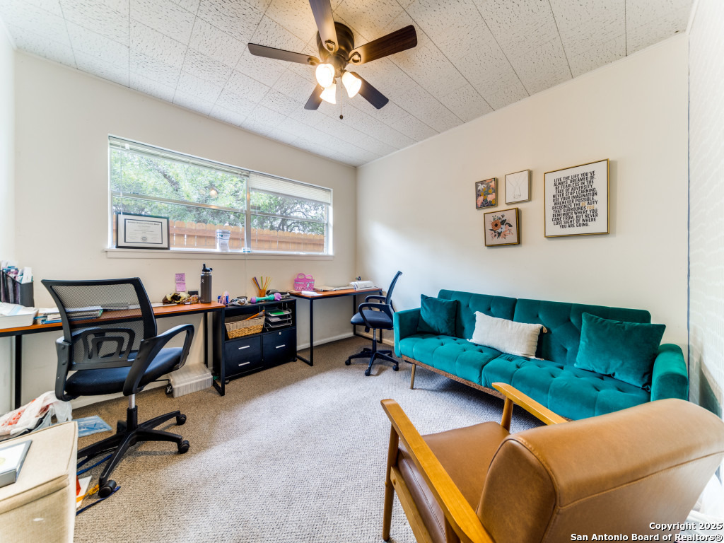 101 PINE VIEW