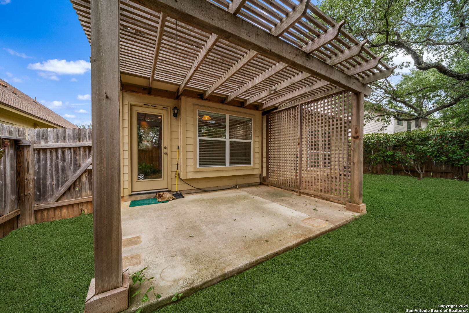 7459 Eagle Ledge