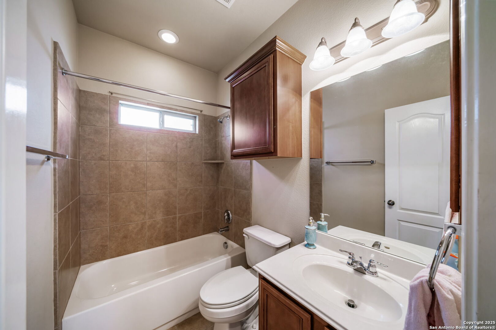 7459 Eagle Ledge