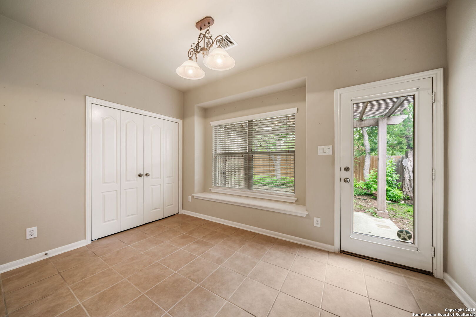 7459 Eagle Ledge