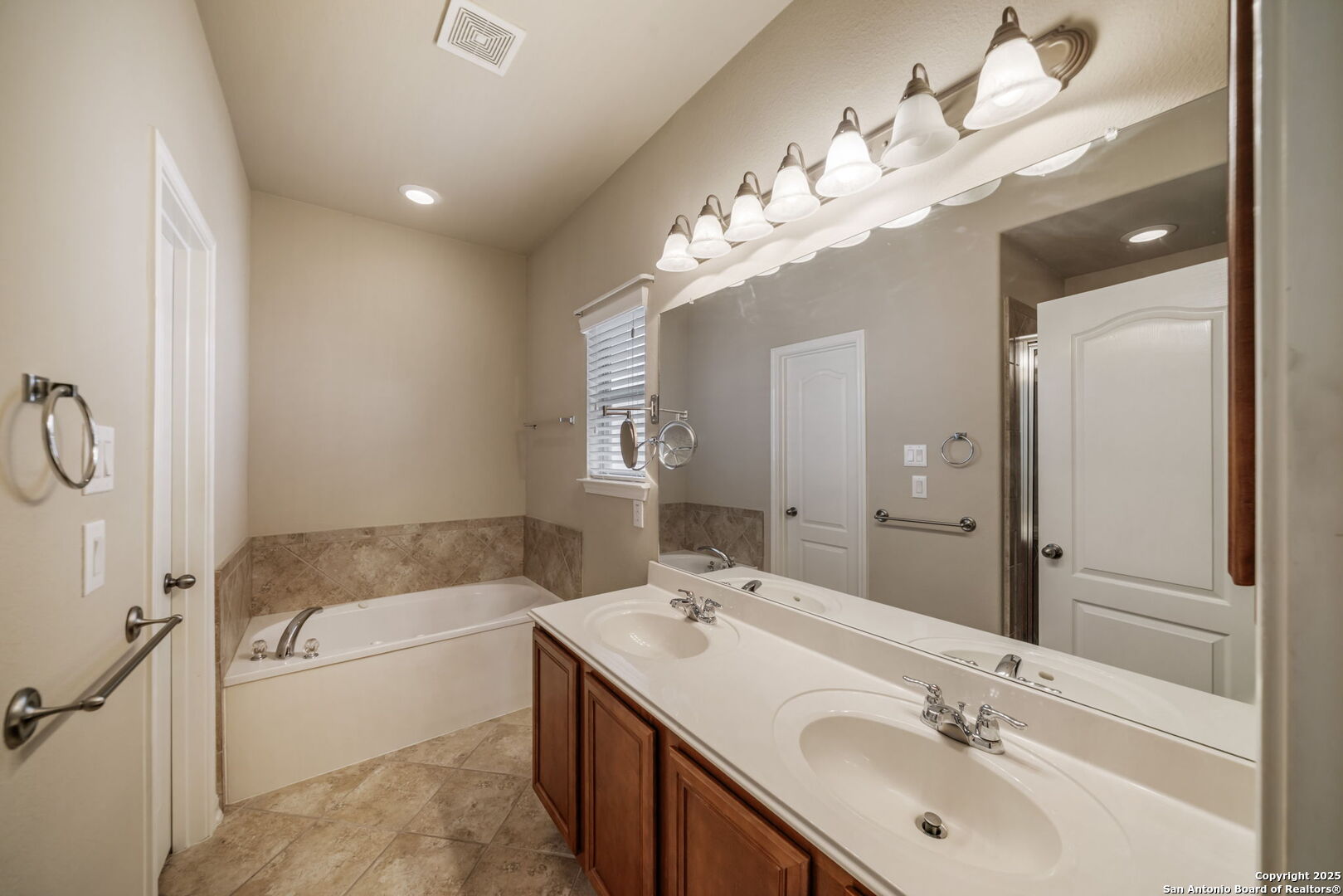 7459 Eagle Ledge