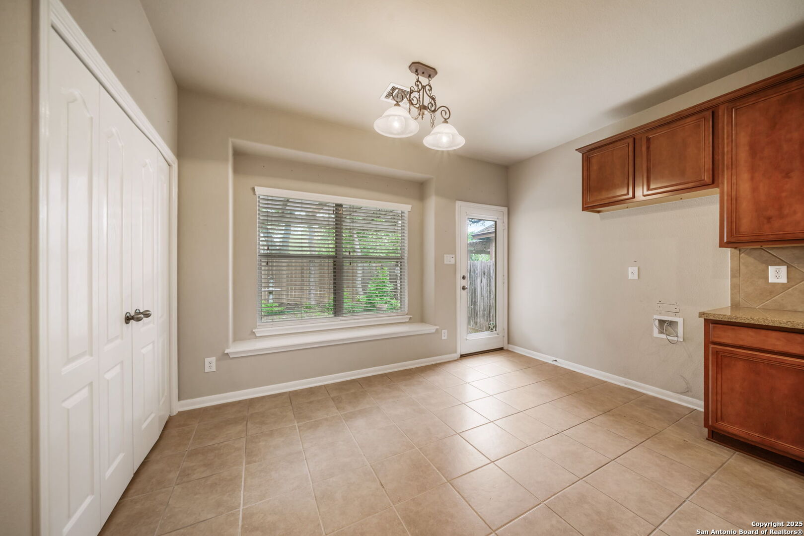 7459 Eagle Ledge