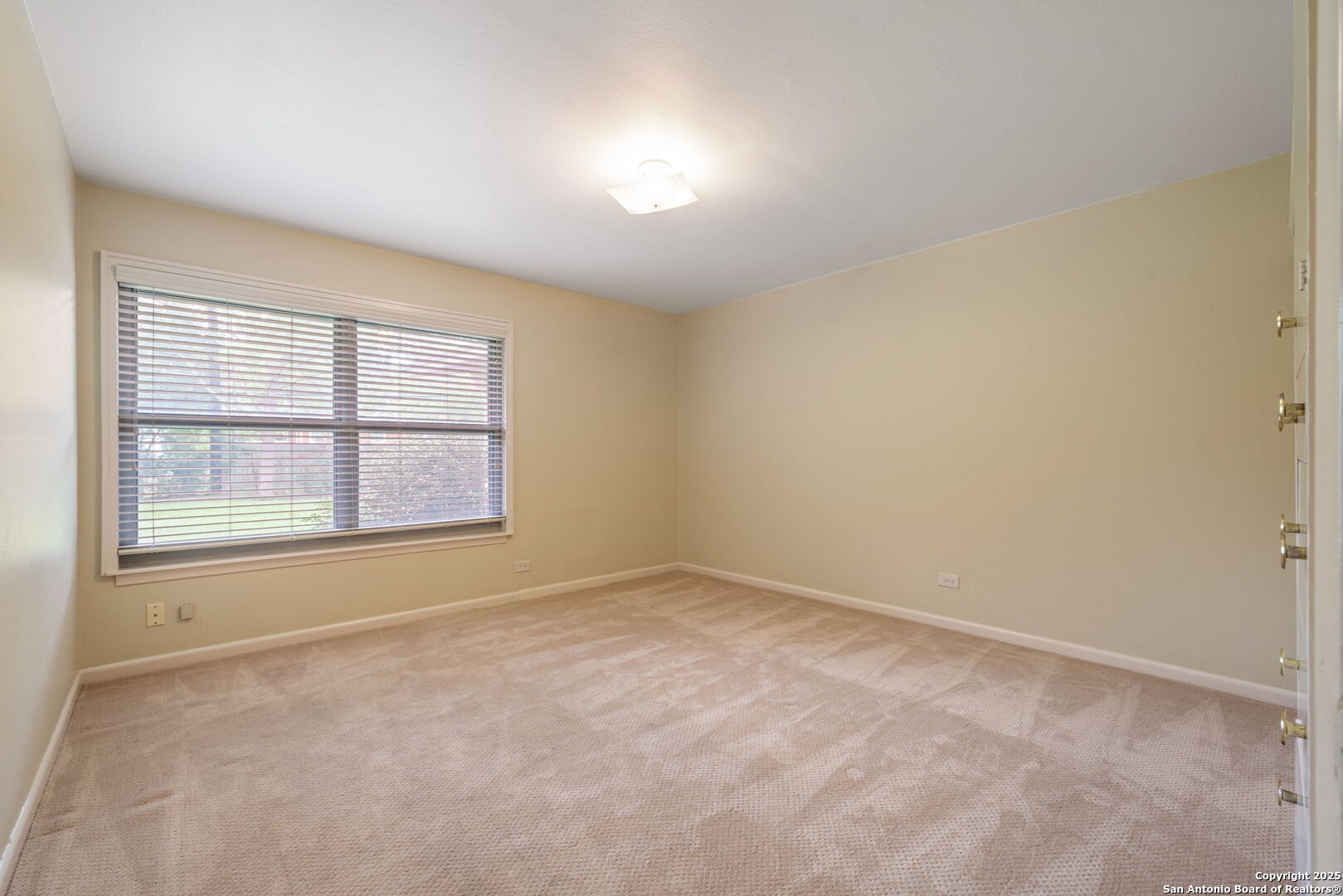 110 Wyndale