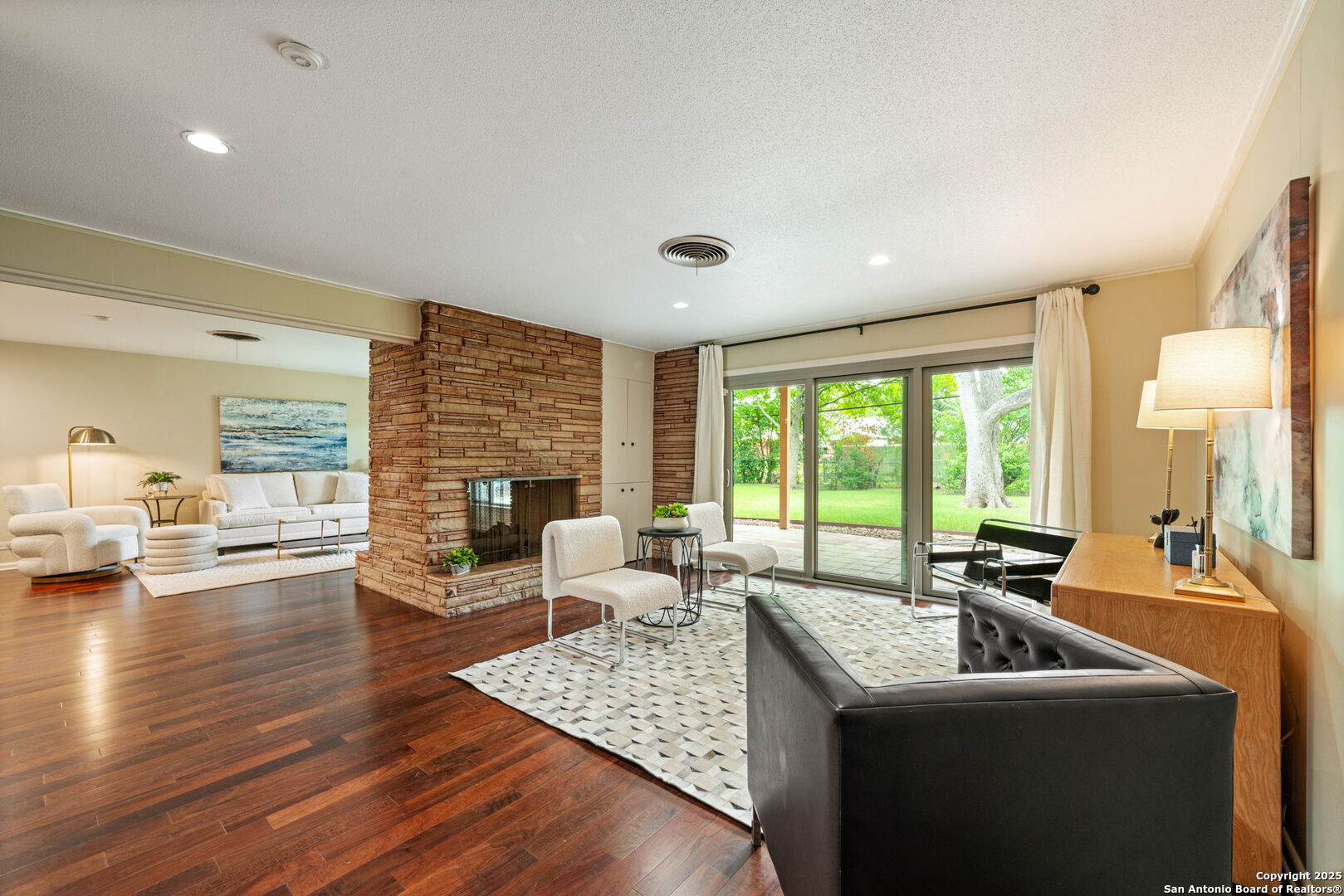 110 Wyndale
