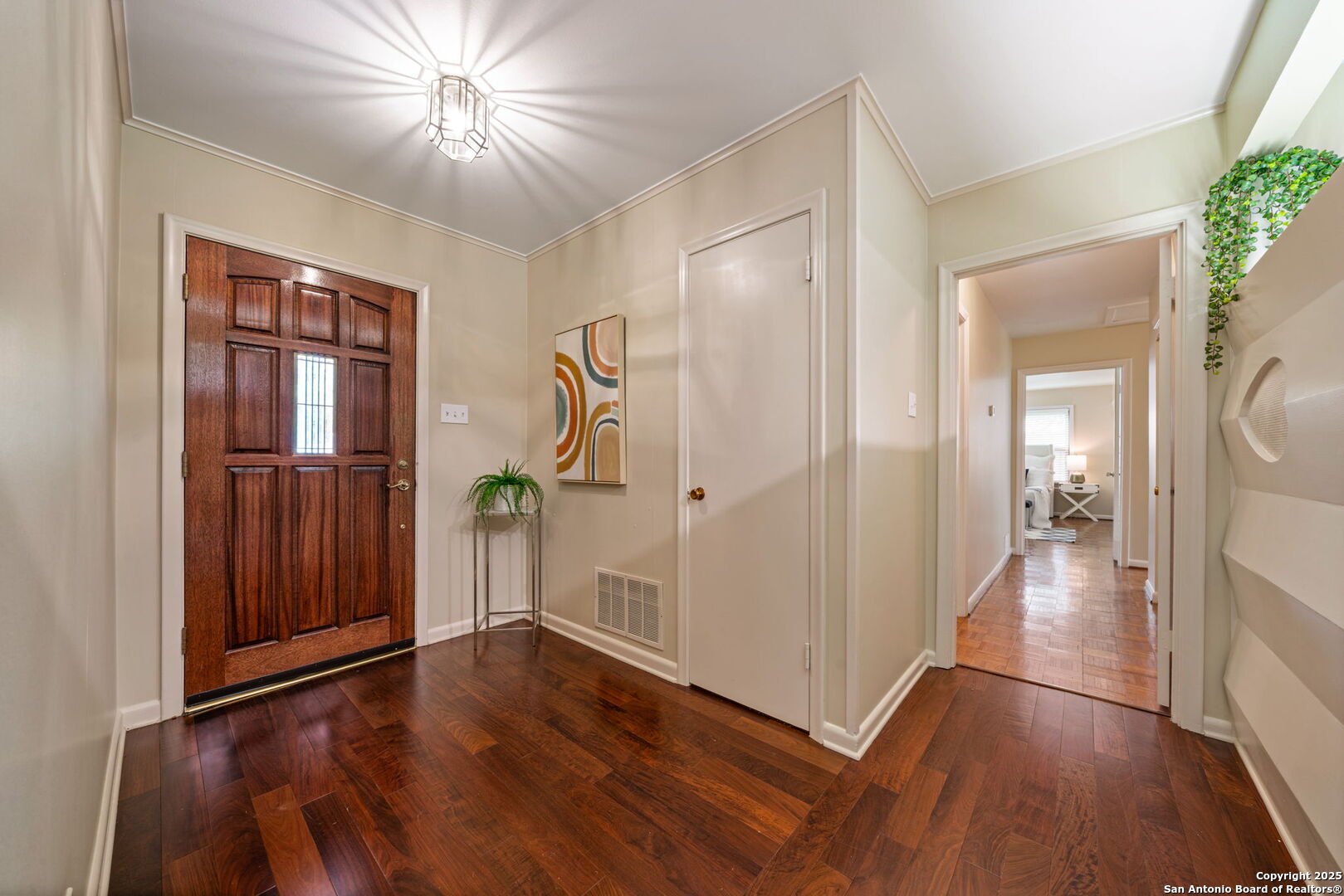 110 Wyndale