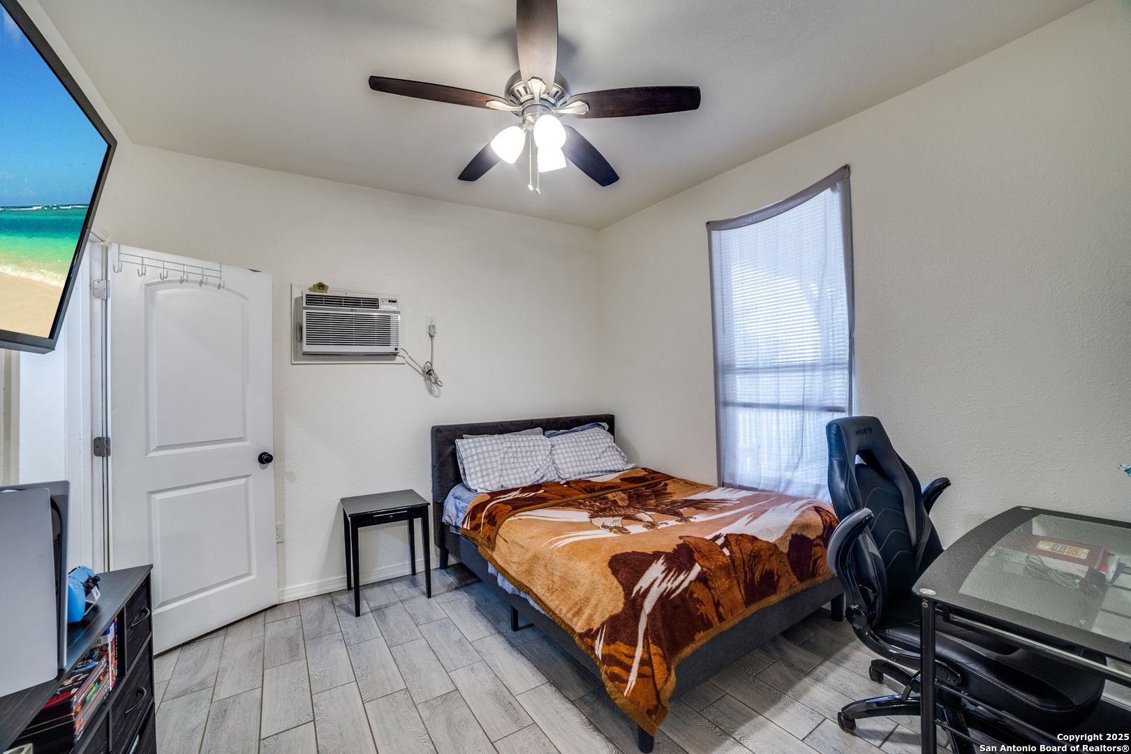 3343 Dove Park Ln