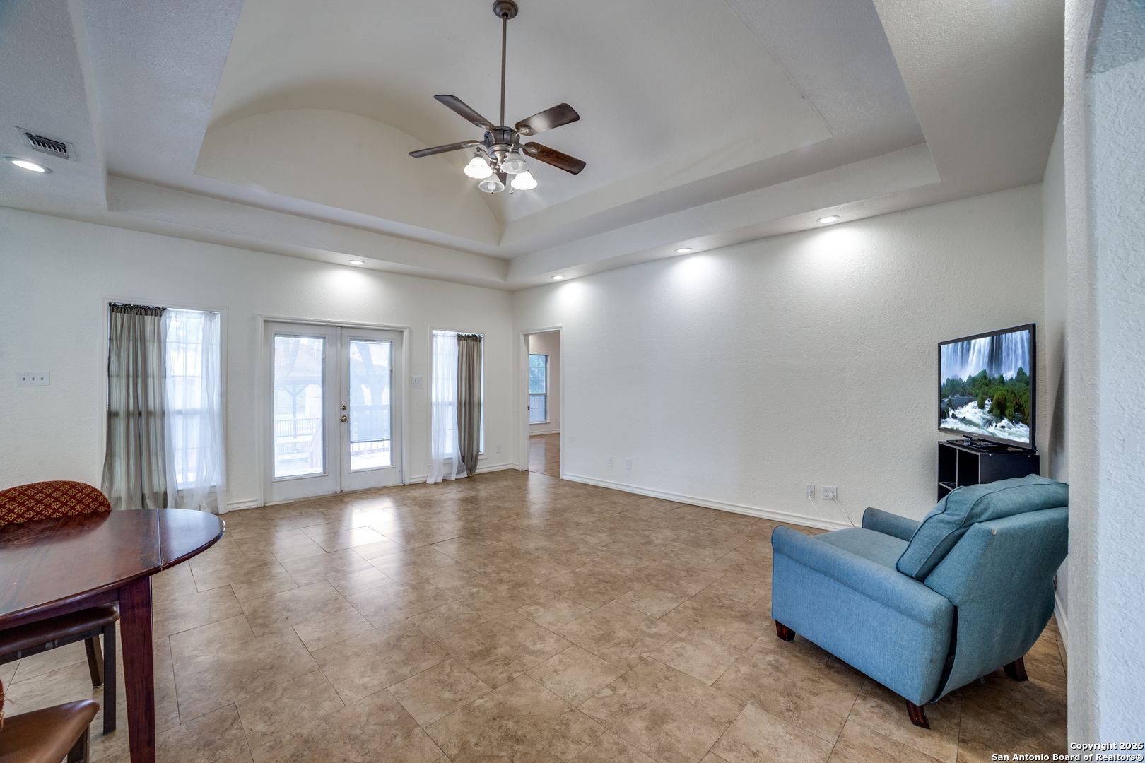 3343 Dove Park Ln