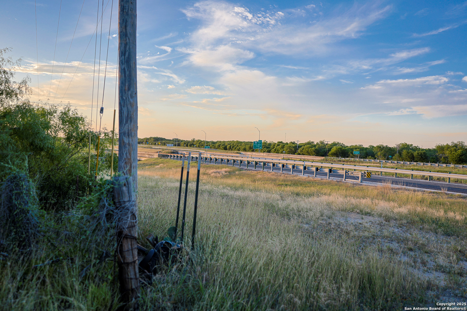 6266 Highway 281
