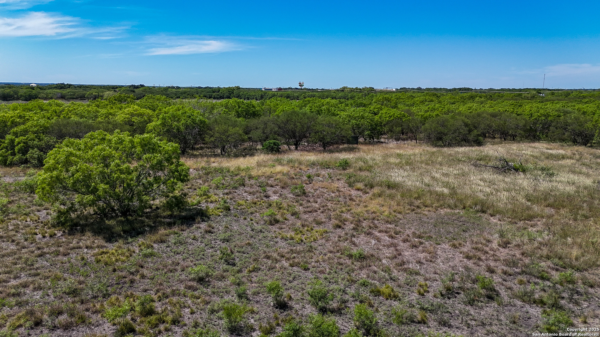 6266 Highway 281
