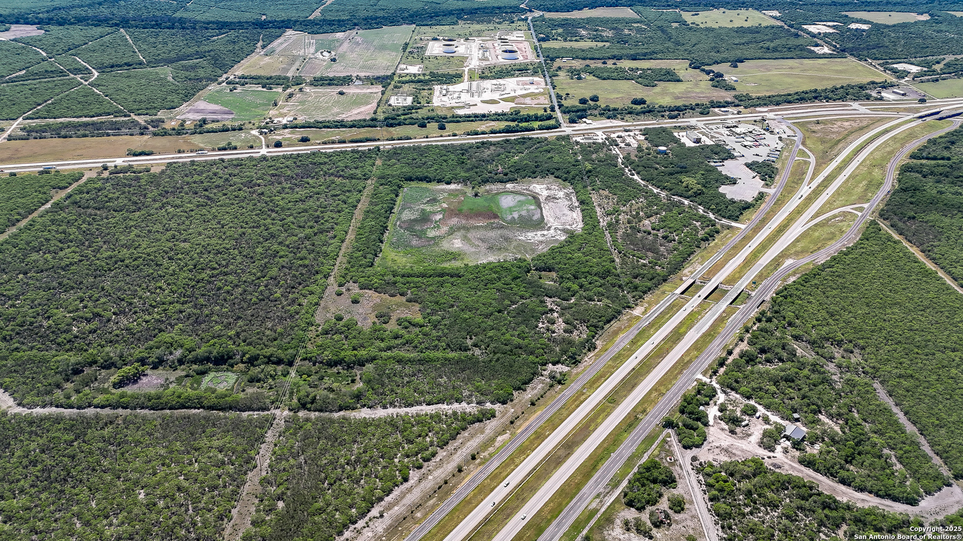 6266 Highway 281