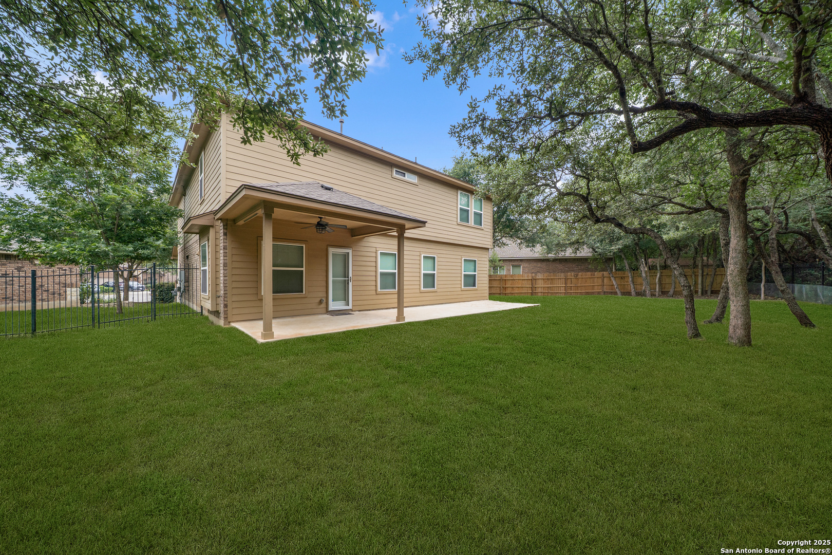 10607 Carmona