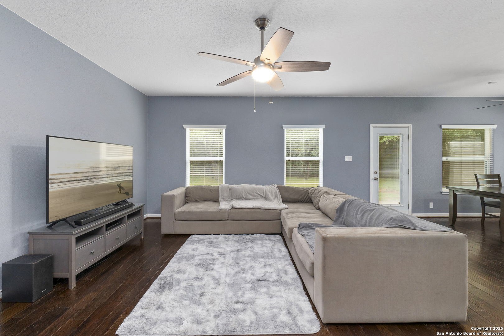 10607 Carmona