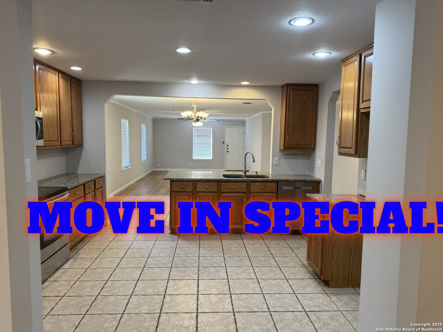 1619 Creek Knoll
