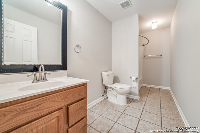 1619 Creek Knoll