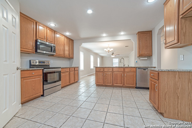 1619 Creek Knoll