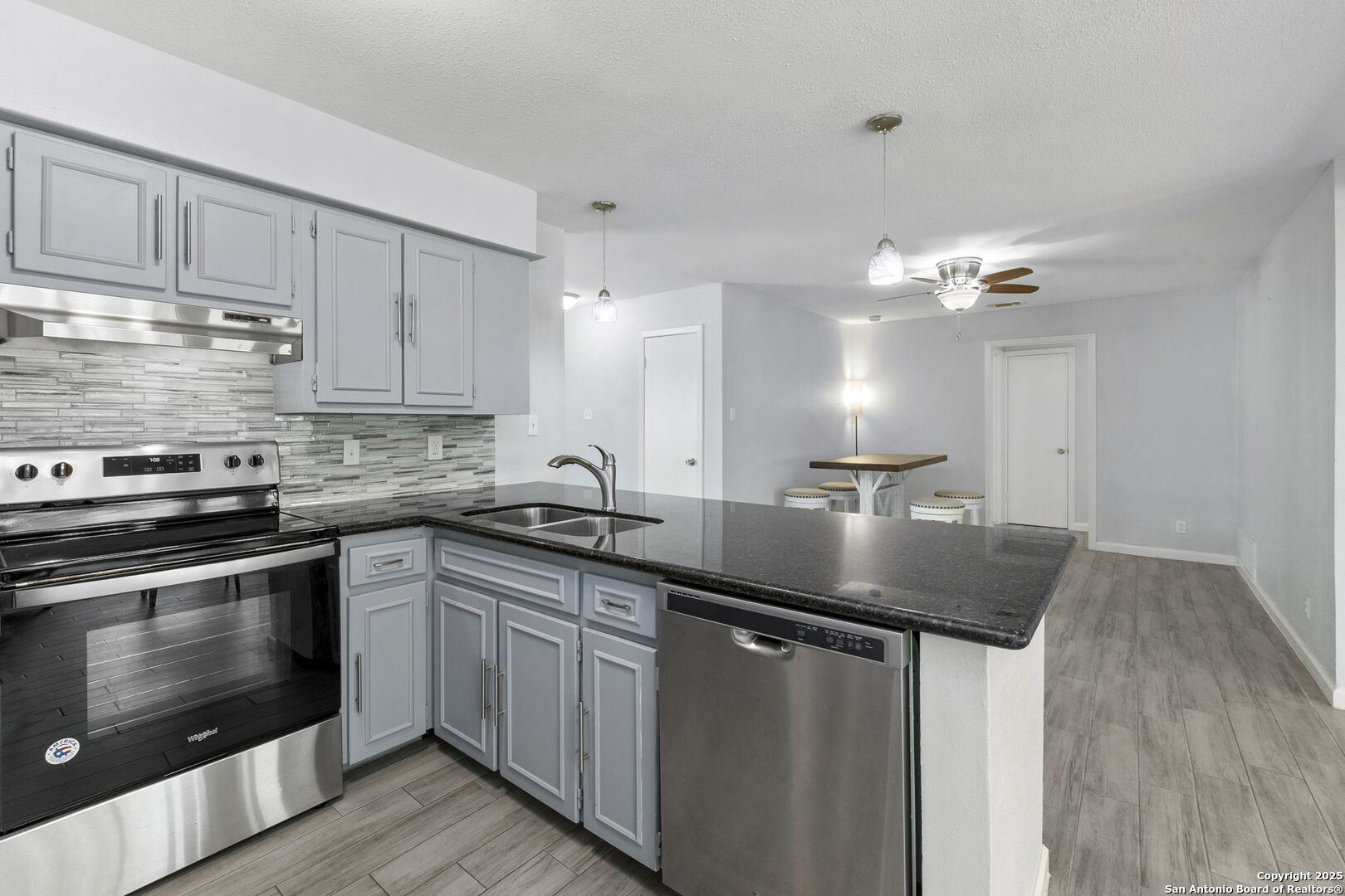 6818 Forest Meadow