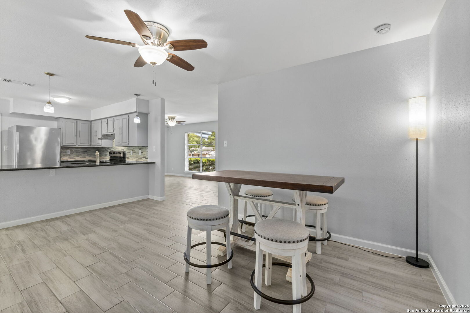 6818 Forest Meadow