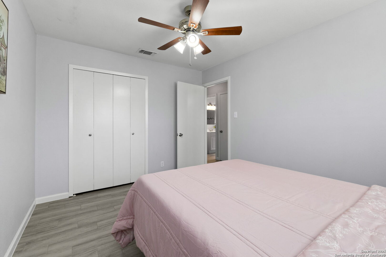 6818 Forest Meadow