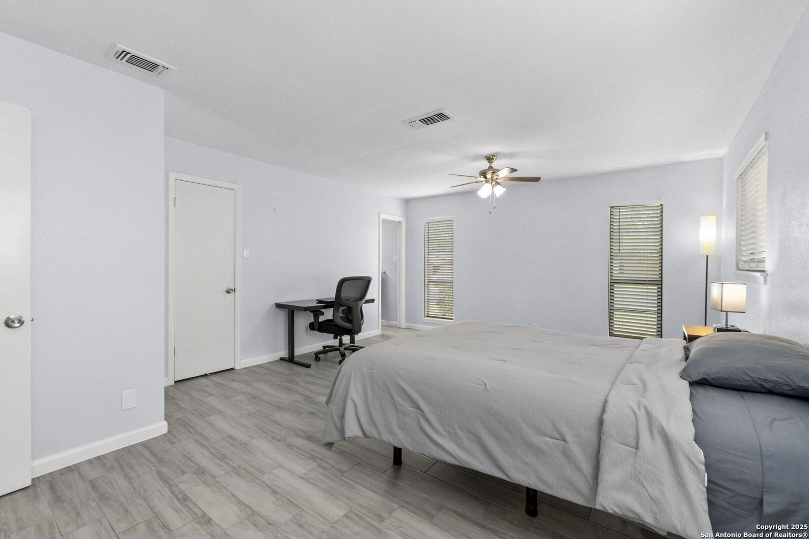 6818 Forest Meadow
