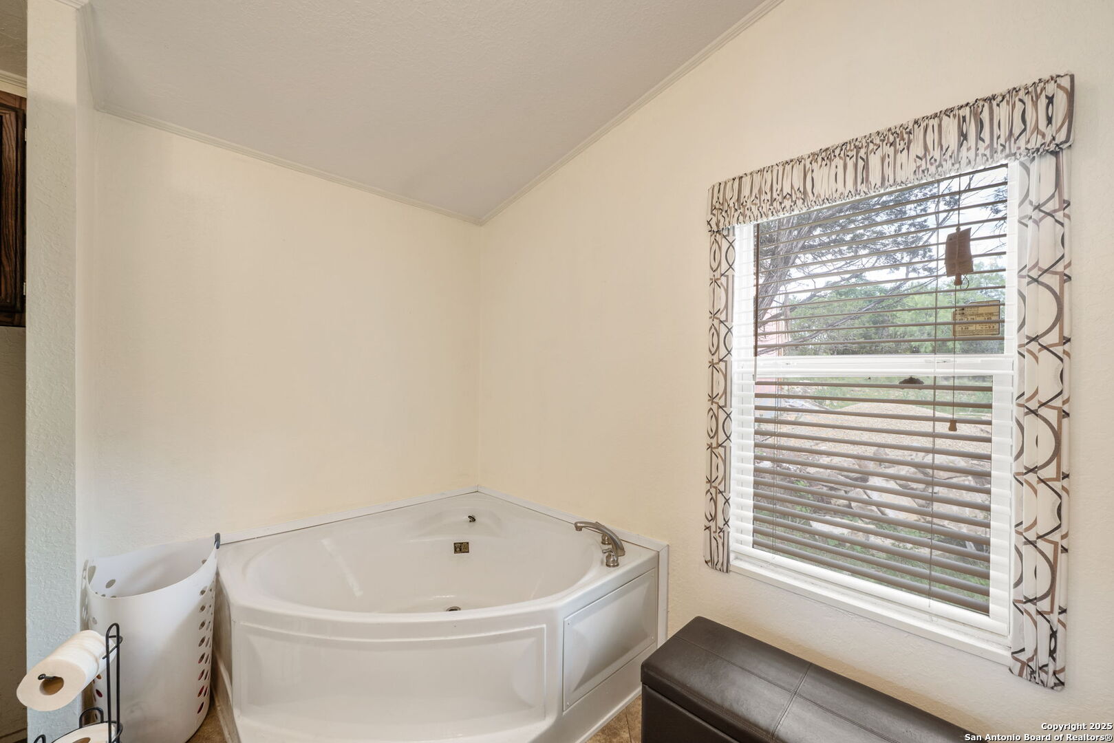 440 Brushy Creek Trail