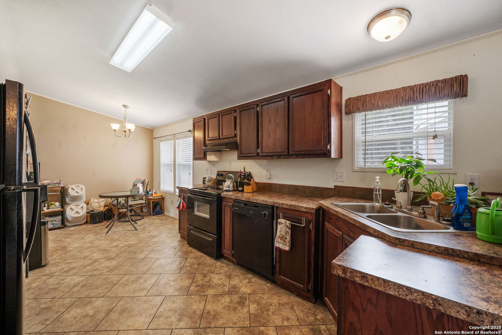 440 Brushy Creek Trail