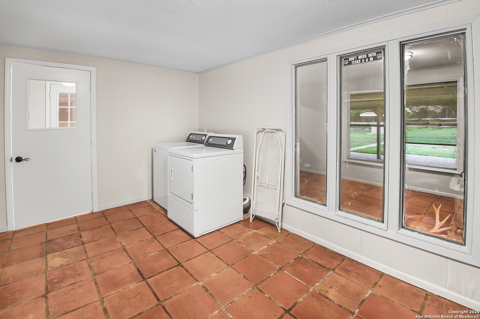 136 Danube Dr