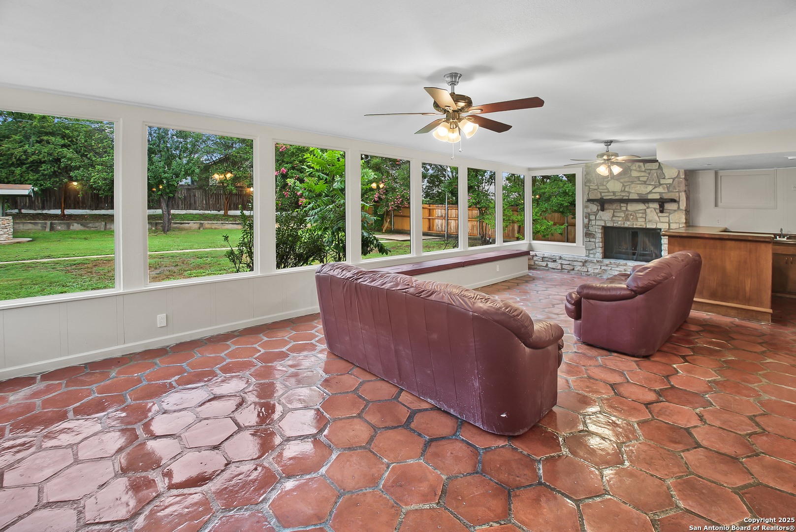 136 Danube Dr