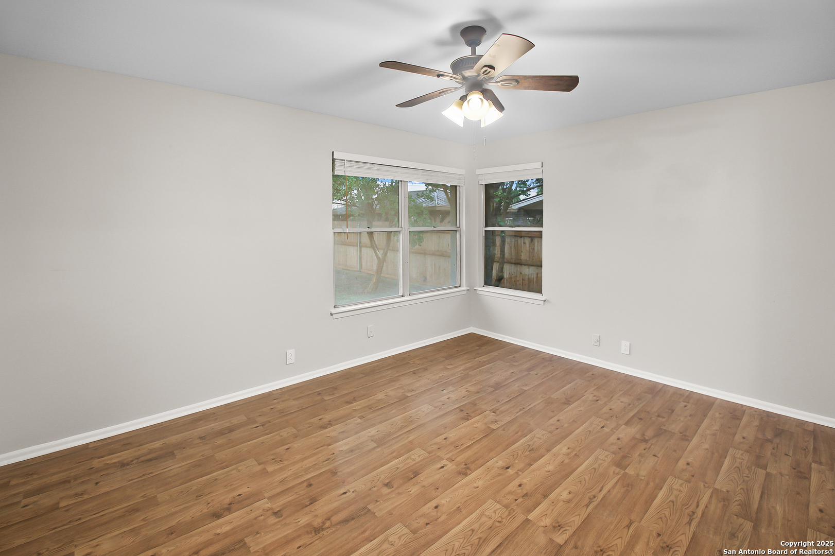 136 Danube Dr