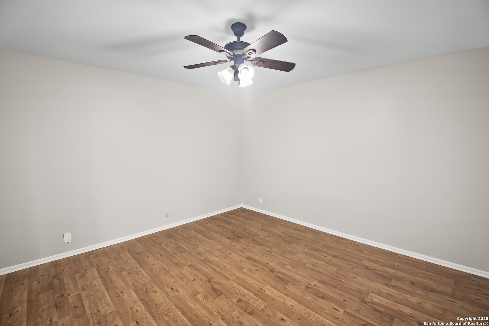 136 Danube Dr