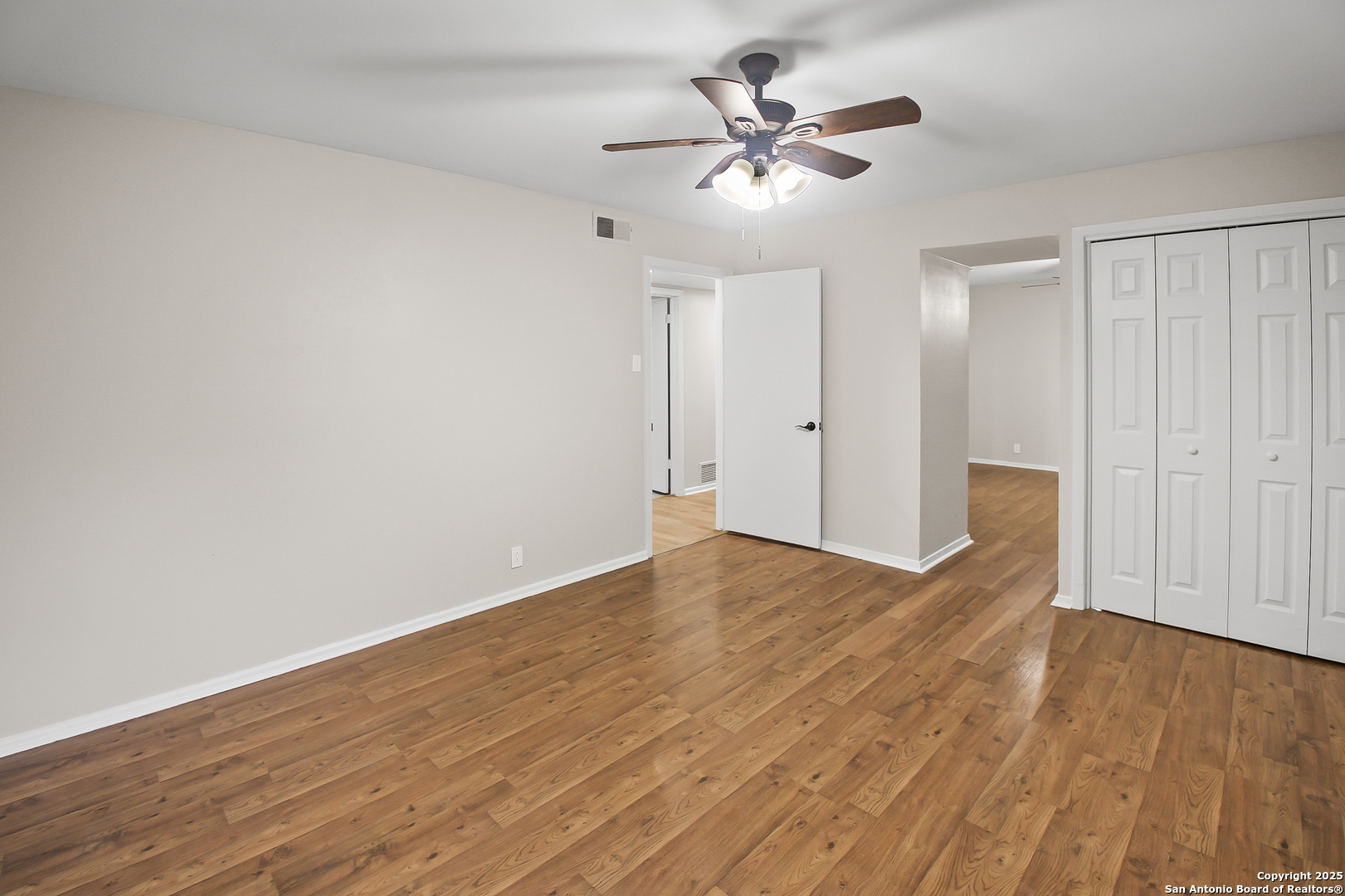 136 Danube Dr