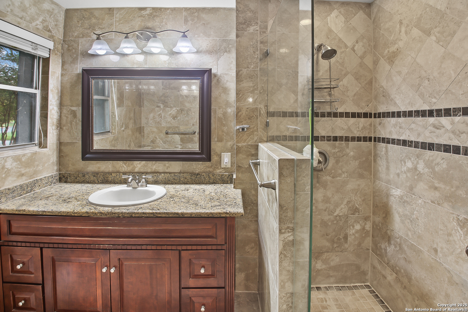 136 Danube Dr