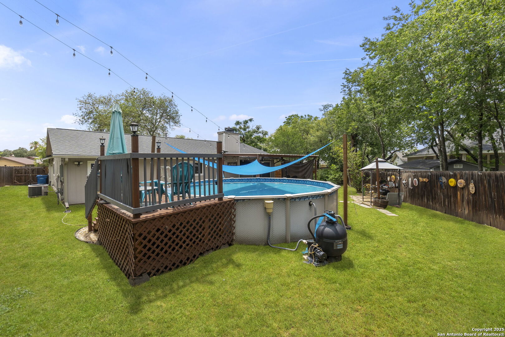 5811 Lake Chap