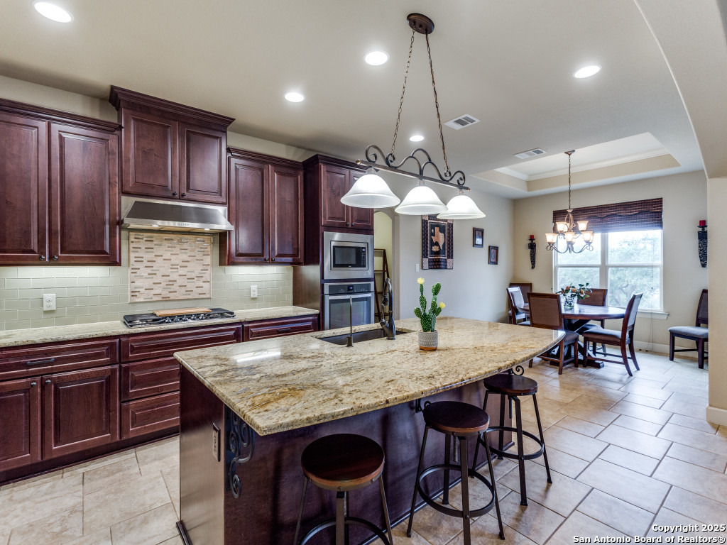 332 Bosque Rdg