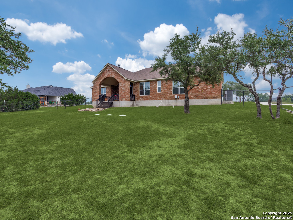 332 Bosque Rdg