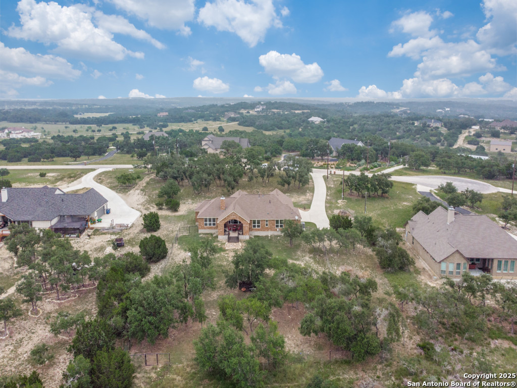 332 Bosque Rdg