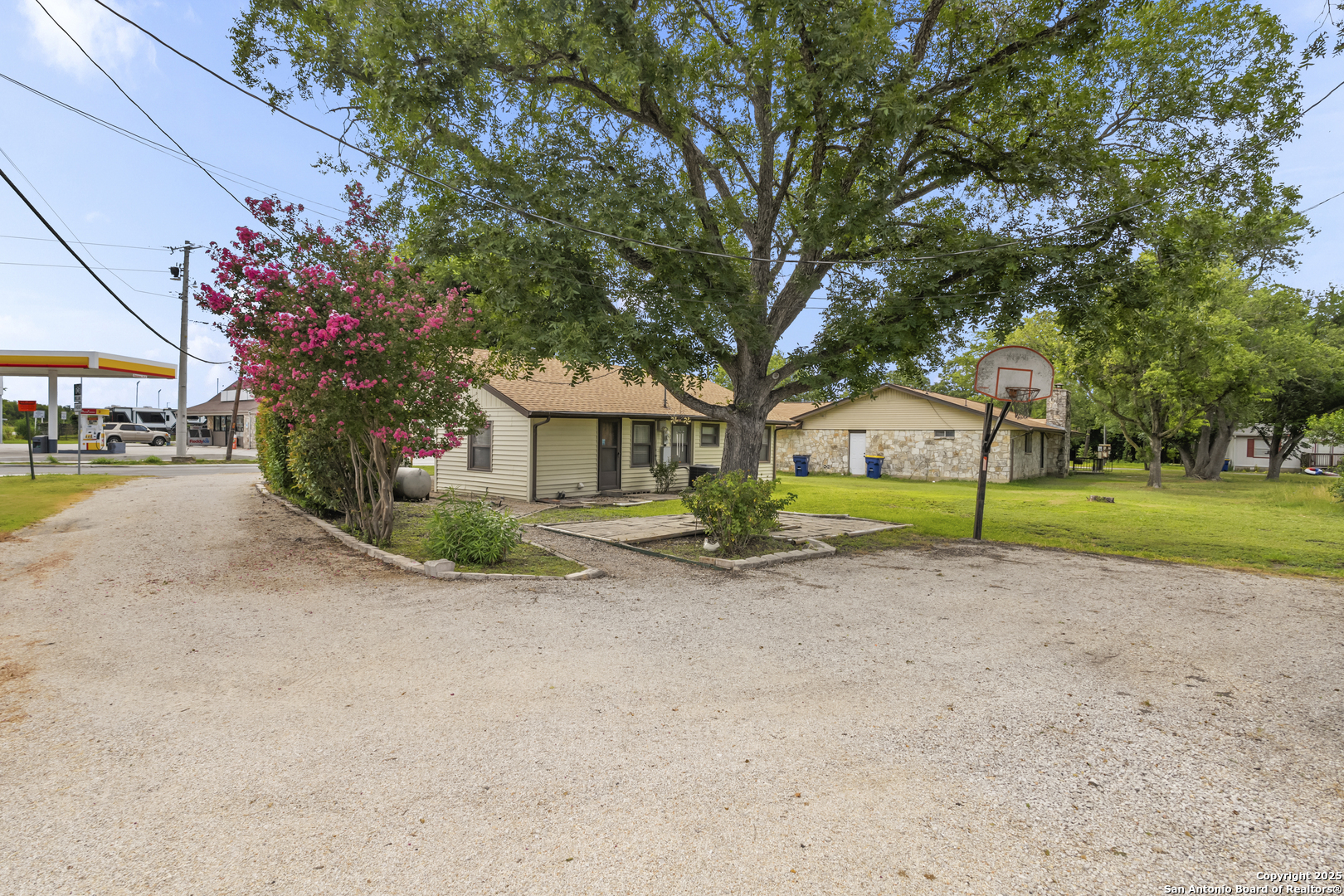 100 Haeckerville Rd