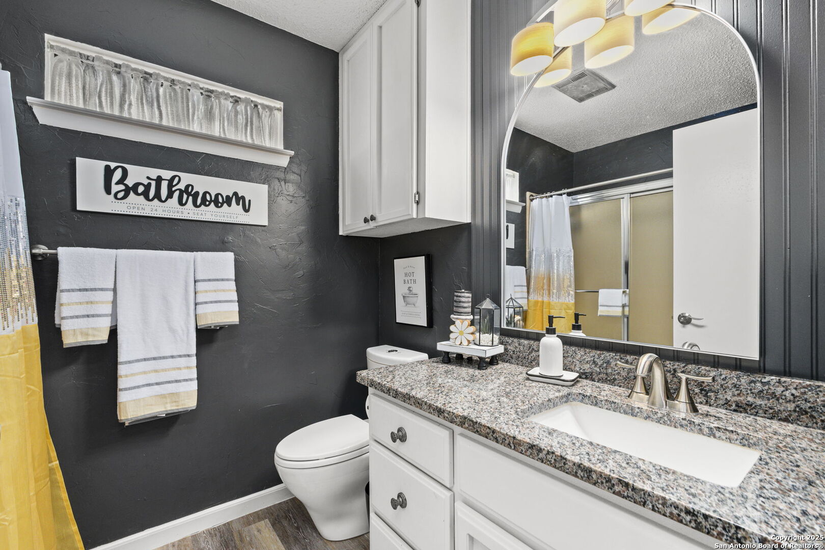 2026 Encino Vista St.