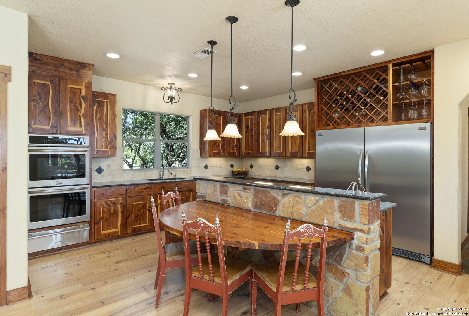 849 MADRONA RIDGE DR