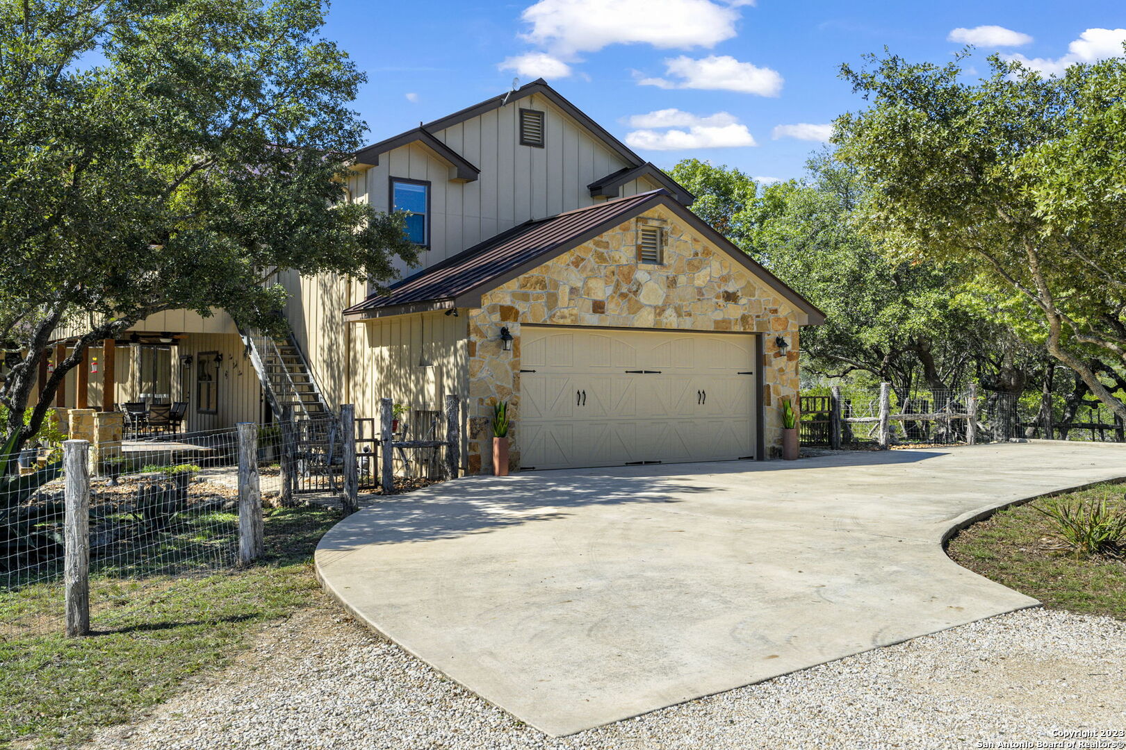 849 MADRONA RIDGE DR