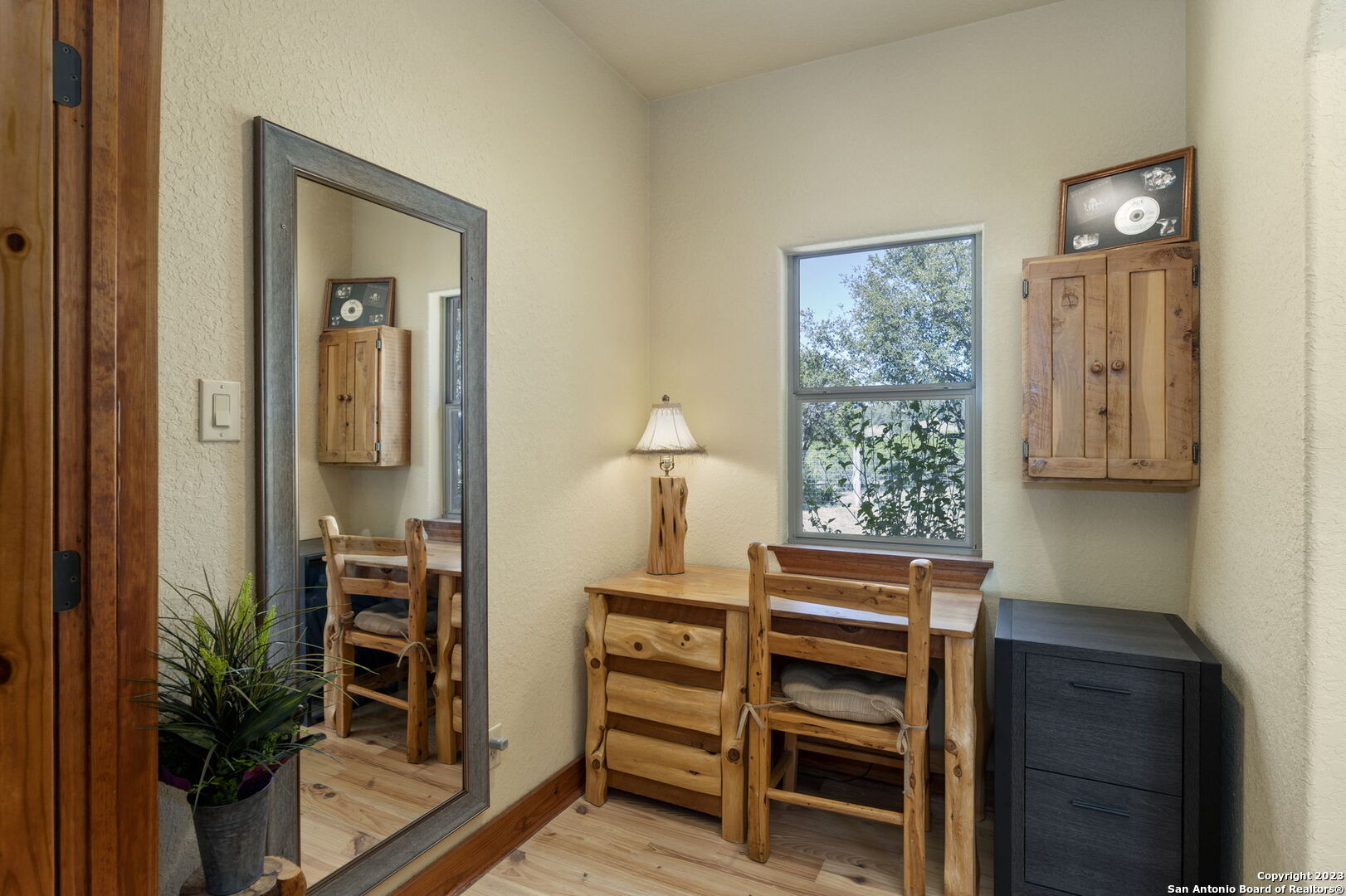 849 MADRONA RIDGE DR