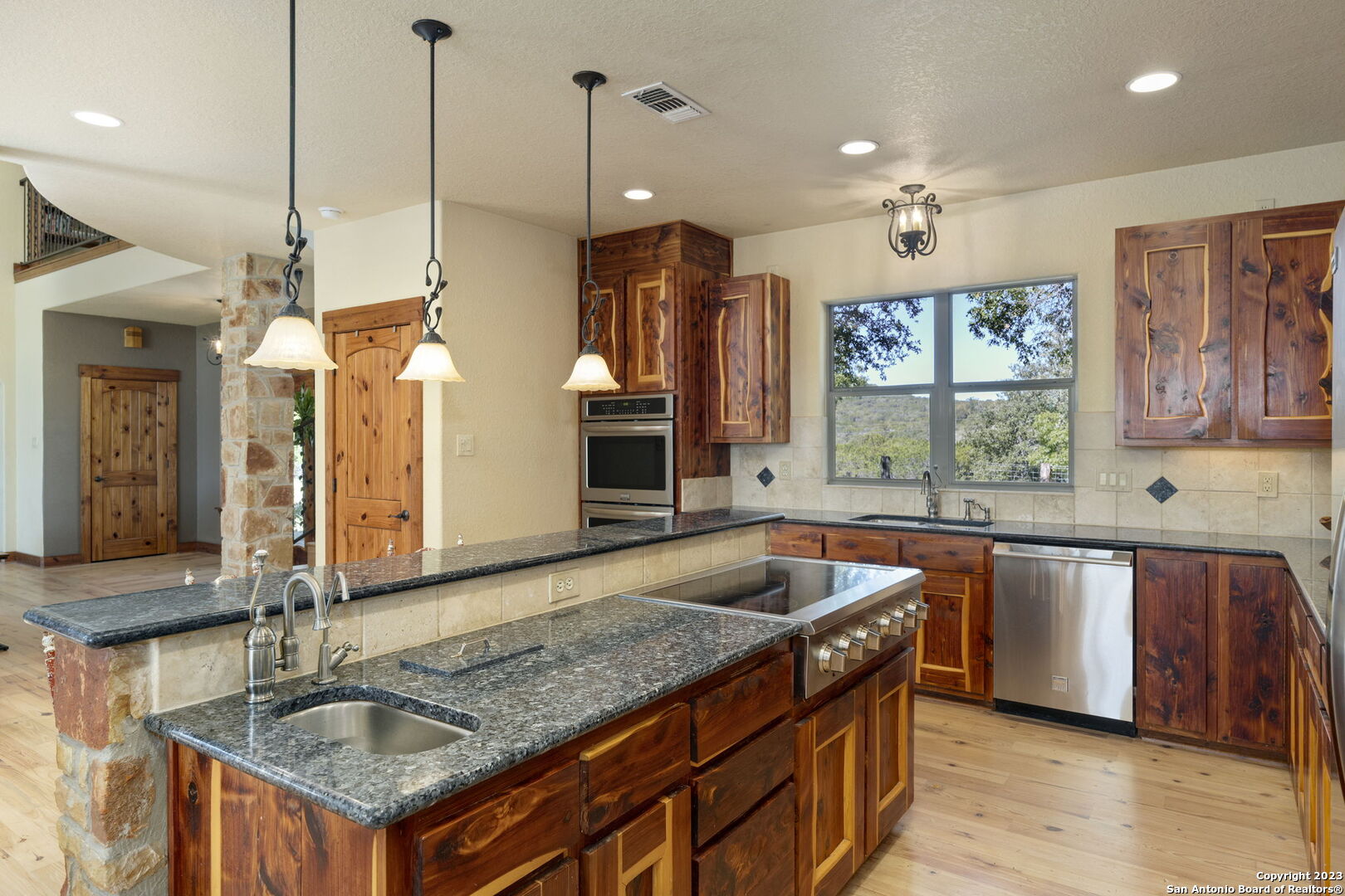 849 MADRONA RIDGE DR