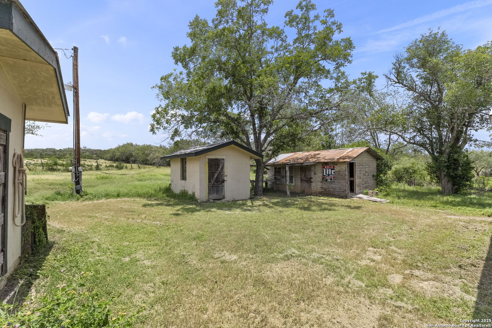 434 Spur Dr