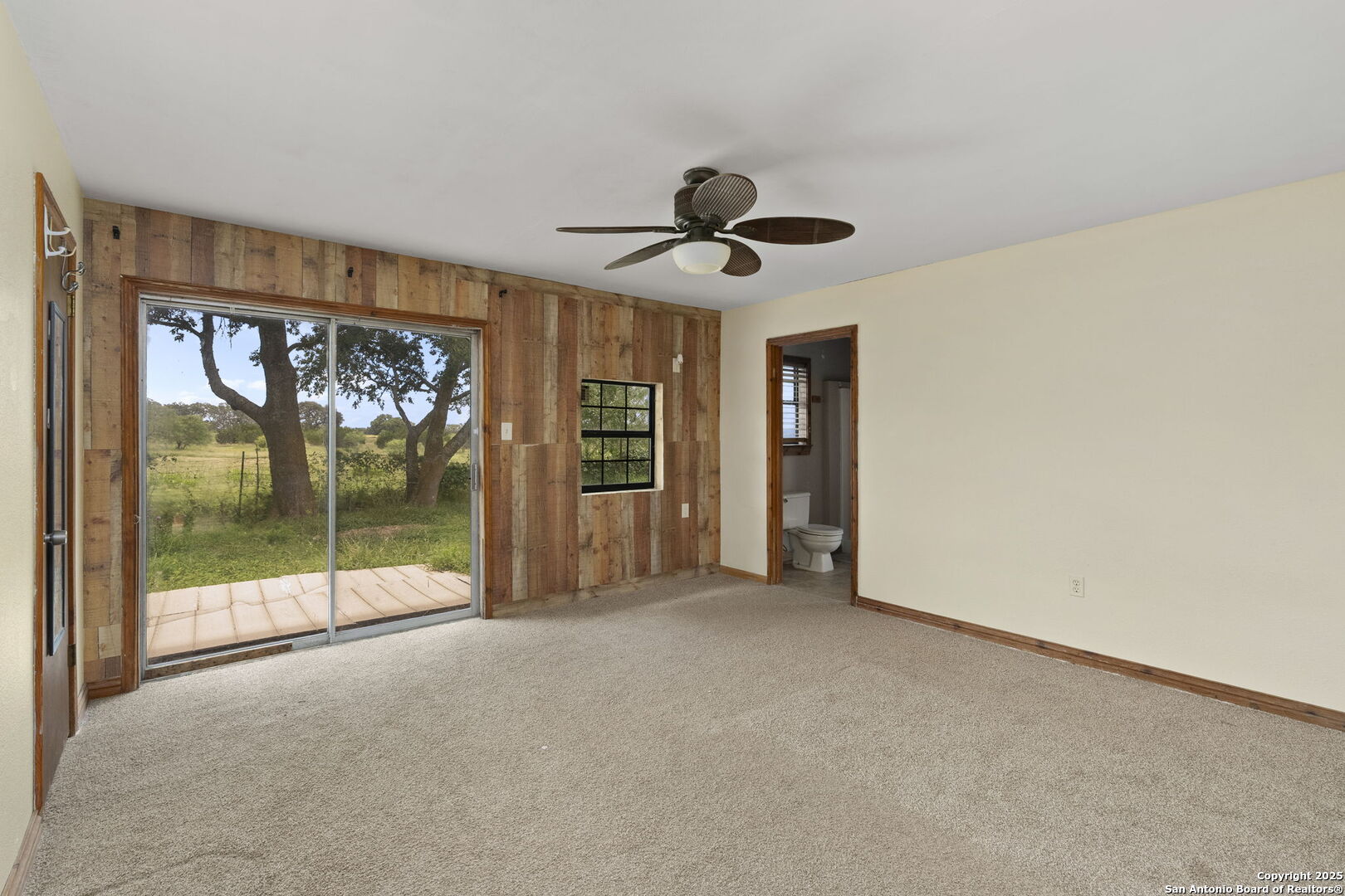 434 Spur Dr