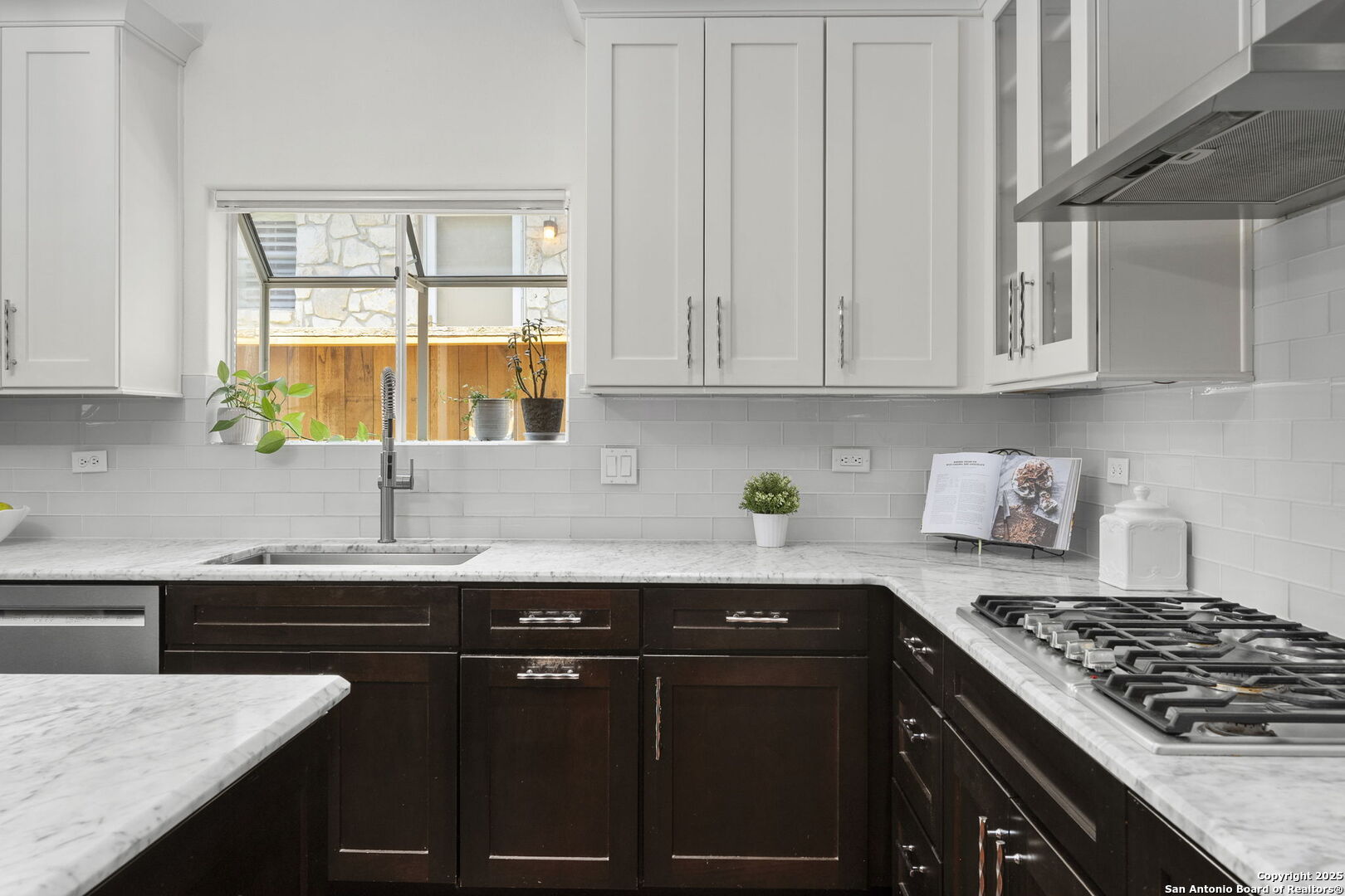 17311 Fountain Bluff