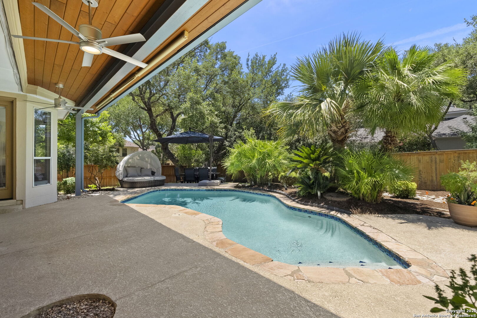 17311 Fountain Bluff