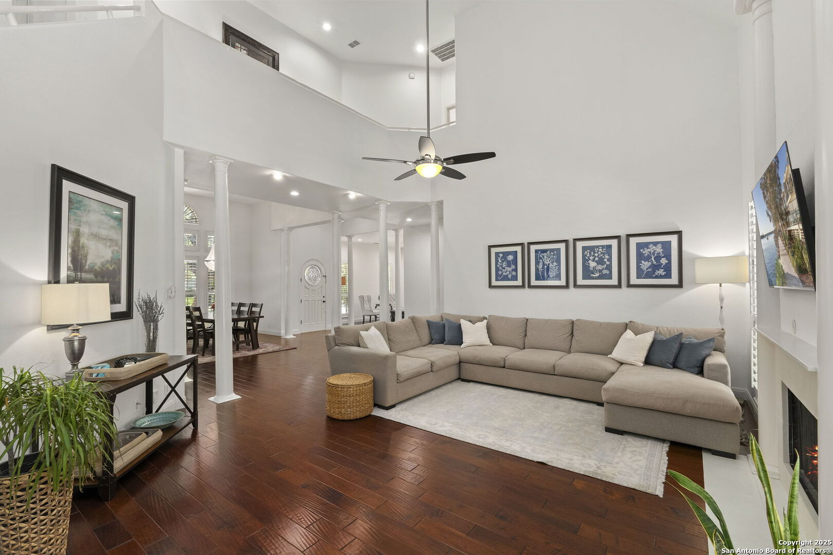 17311 Fountain Bluff